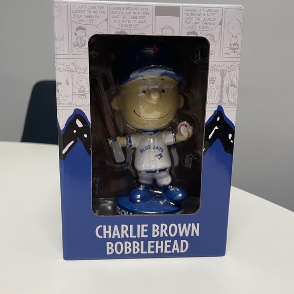 Charlie Brown Blue Jays Bobblehead - BNIB - Picture 2 of 3
